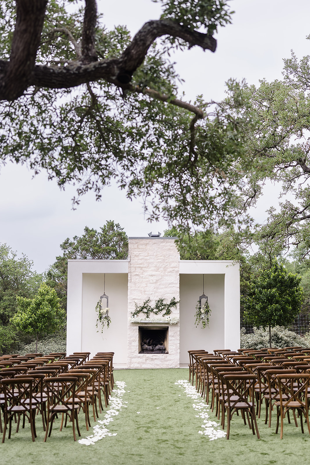 Elise + Ben; The Arlo – Austin, TX Wedding Florist